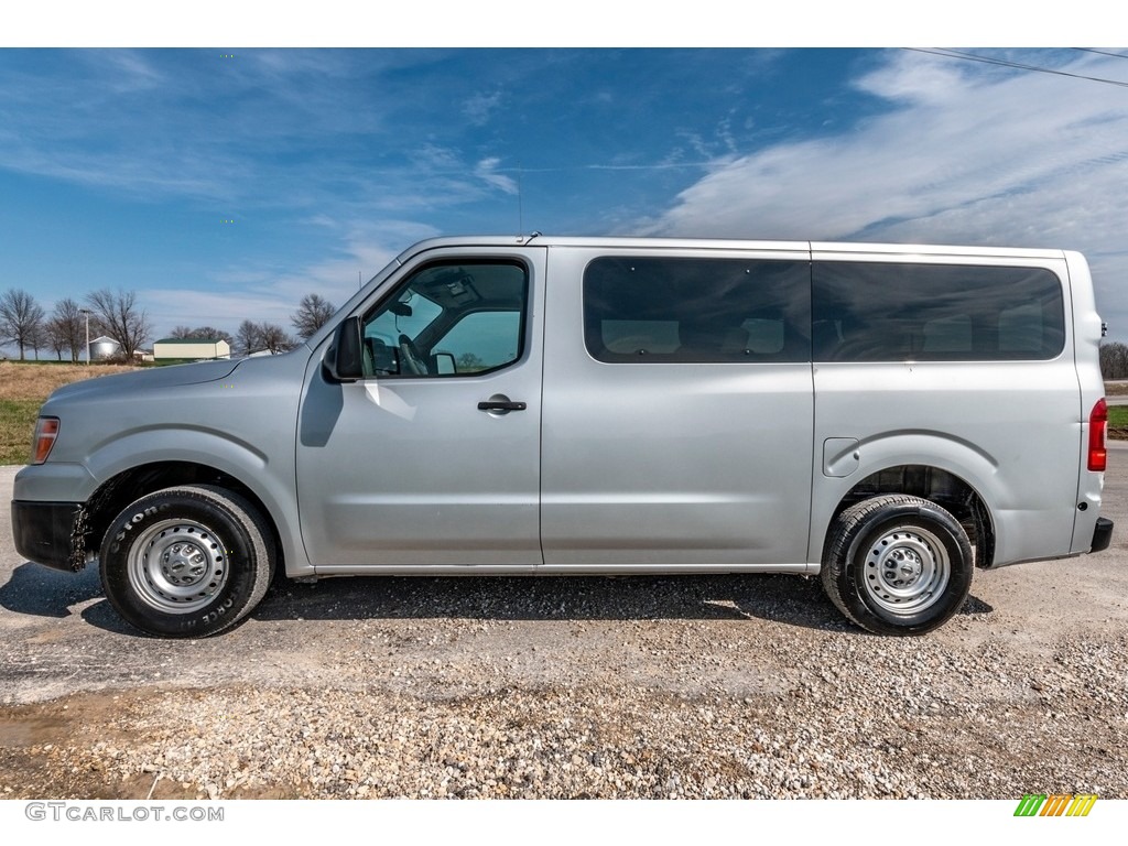 Brilliant Silver Metallic 2016 Nissan NV 3500 HD S Passenger Exterior Photo #138785403