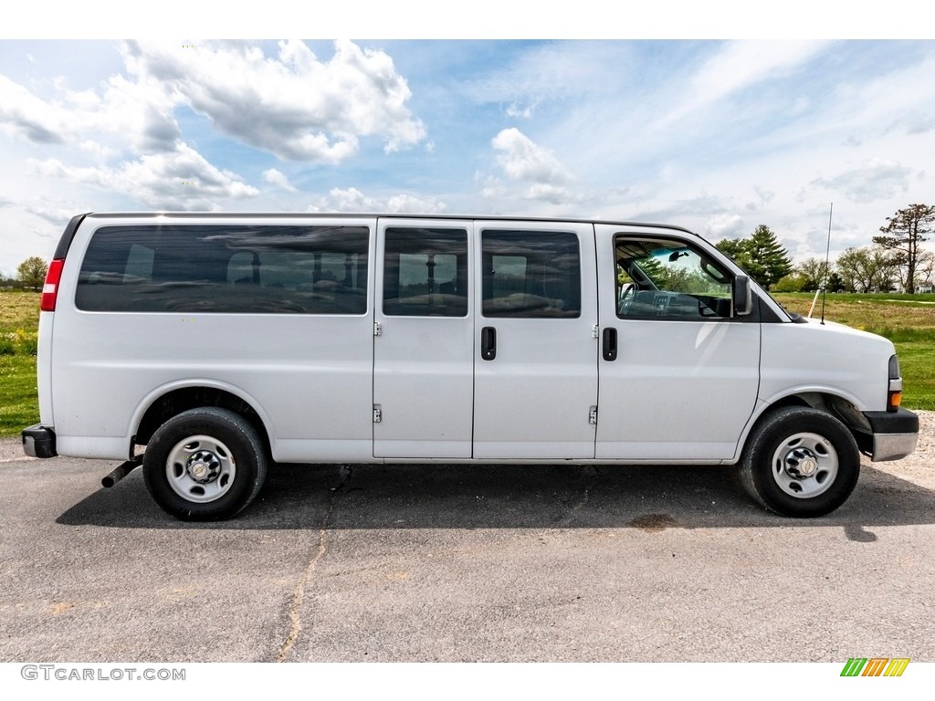 Summit White 2016 Chevrolet Express 3500 Passenger LT Exterior Photo #138786051