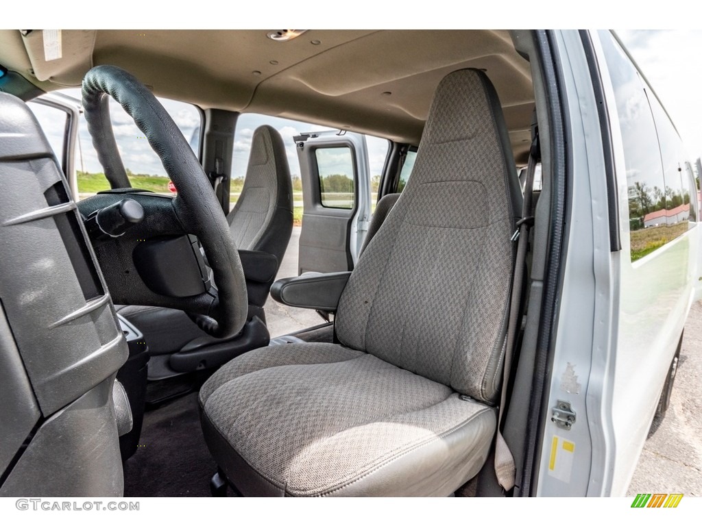 2016 Chevrolet Express 3500 Passenger LT Front Seat Photo #138786138