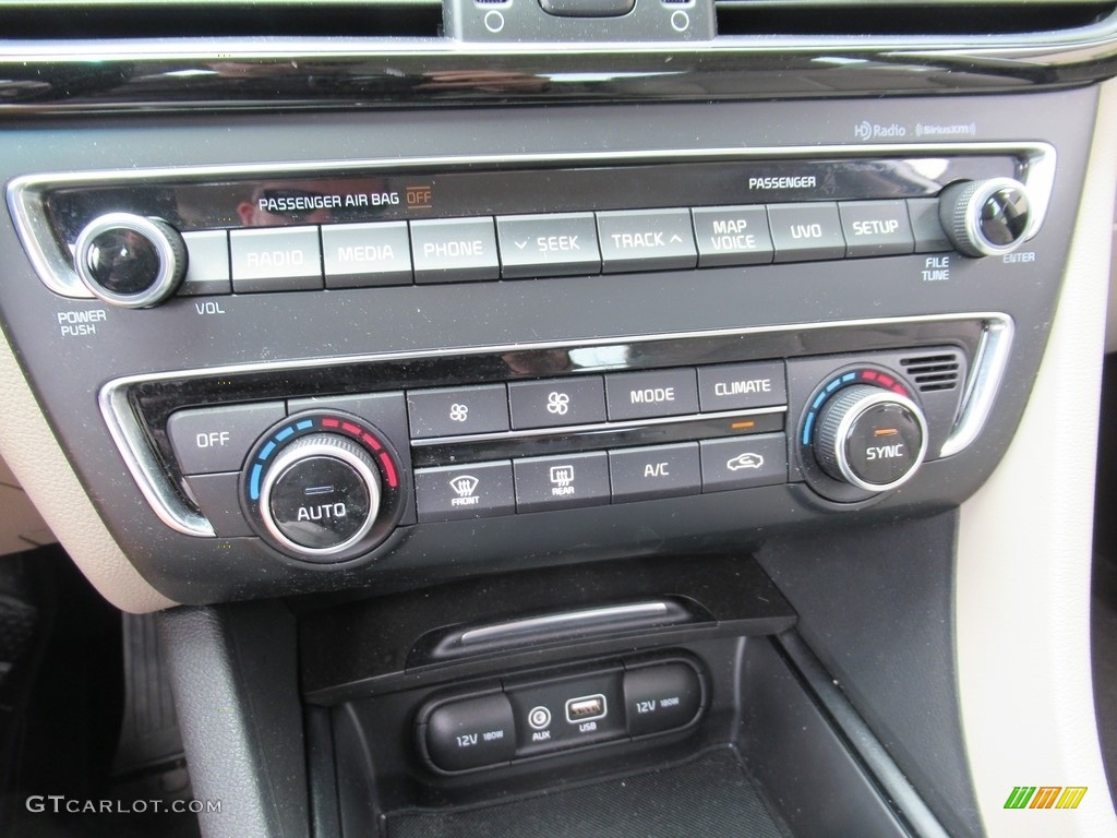 2017 Kia Optima LX 1.6T Controls Photos