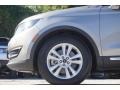 2016 Lincoln MKX Premier AWD Wheel and Tire Photo