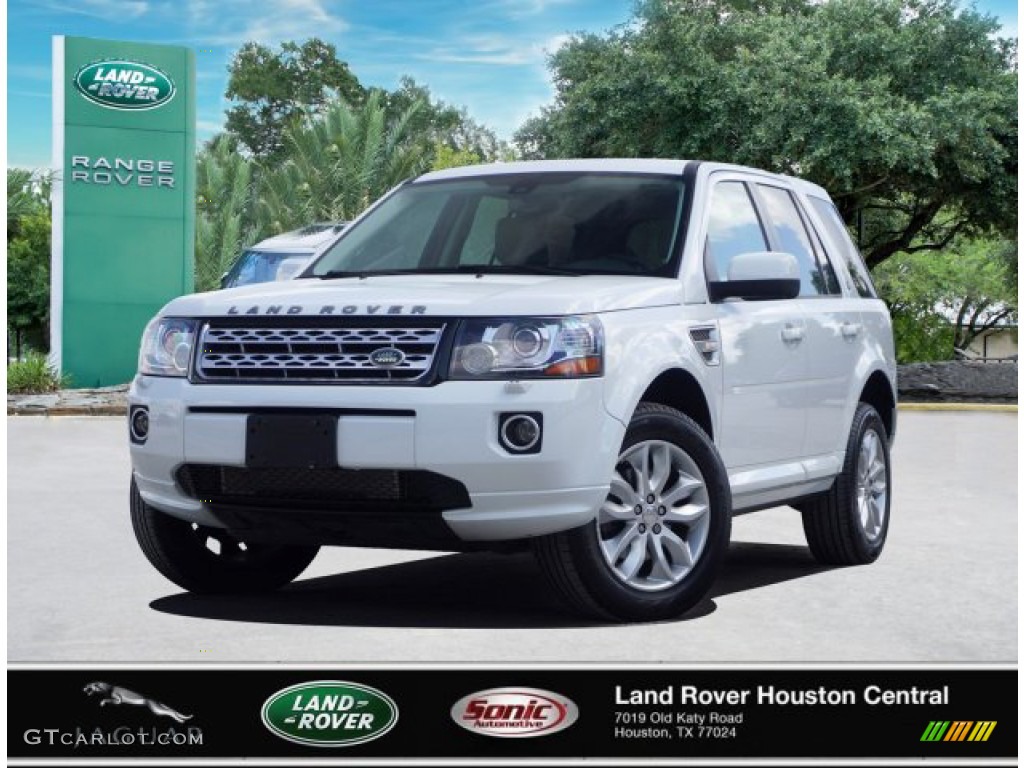 Fuji White Land Rover LR2