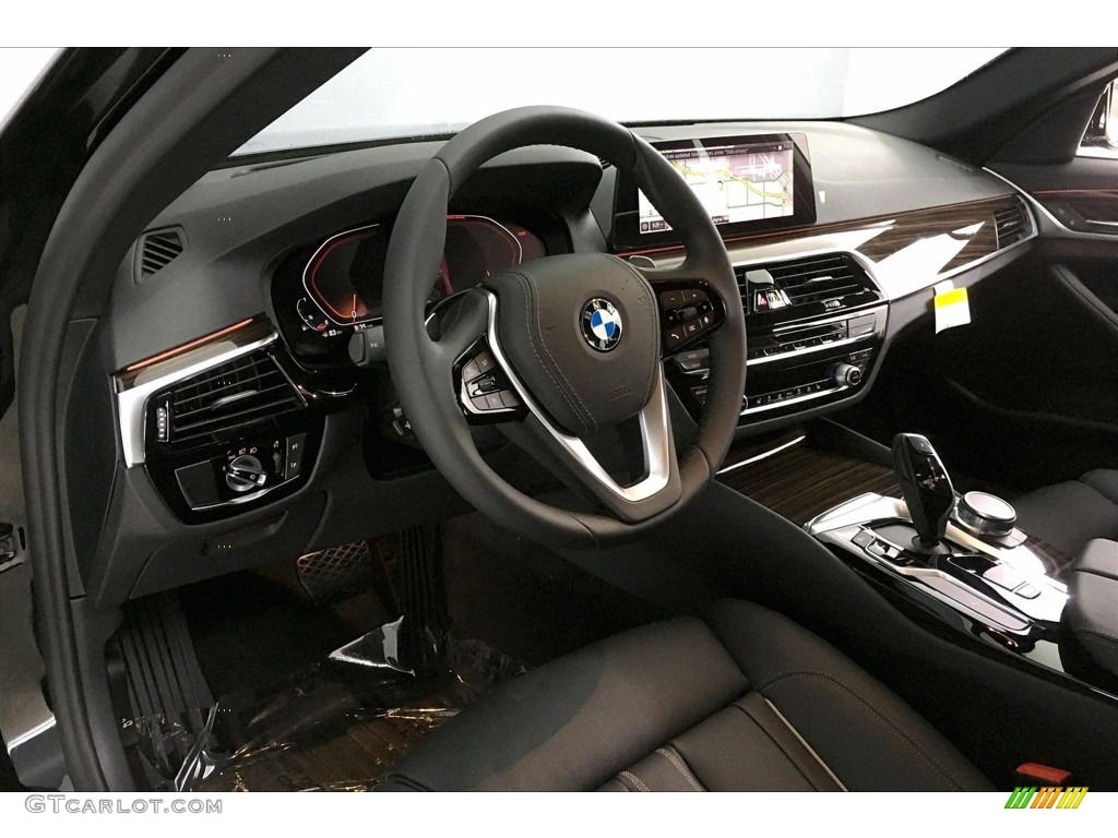 2020 5 Series 530i Sedan - Jet Black / Black photo #4