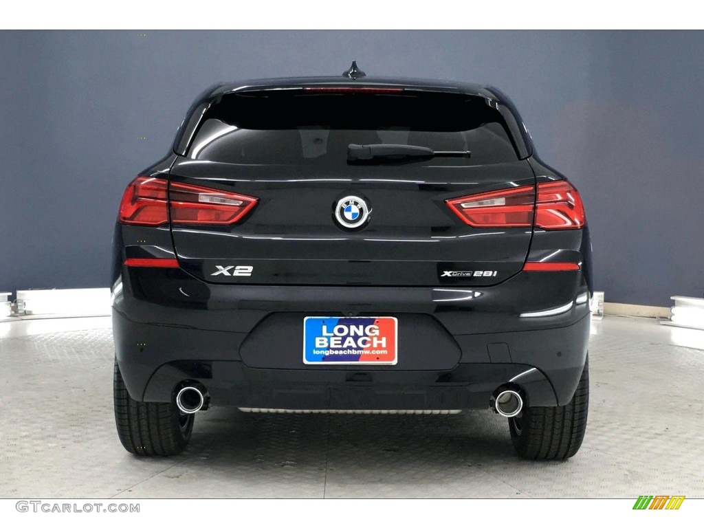 2020 X2 xDrive28i - Black Sapphire Metallic / Magma Red photo #3