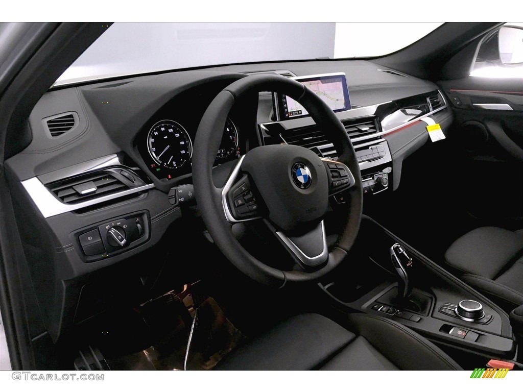 2020 X2 sDrive28i - Glacier Silver Metallic / Black photo #4