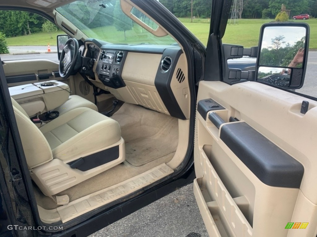 2008 F350 Super Duty XLT Regular Cab 4x4 - Black / Camel photo #5