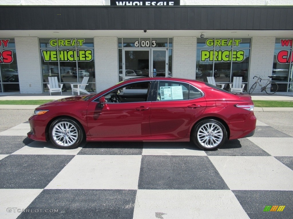 2018 Camry XLE - Ruby Flare Pearl / Macadamia photo #1