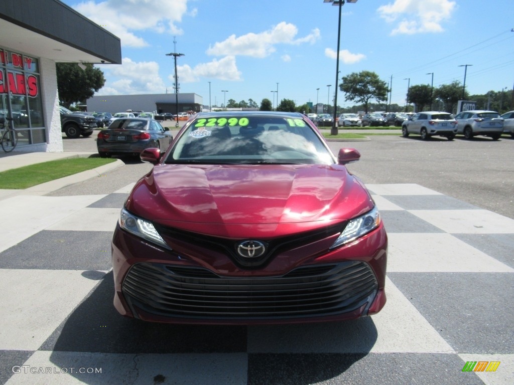 2018 Camry XLE - Ruby Flare Pearl / Macadamia photo #2