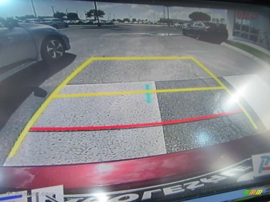 2018 Camry XLE - Ruby Flare Pearl / Macadamia photo #18