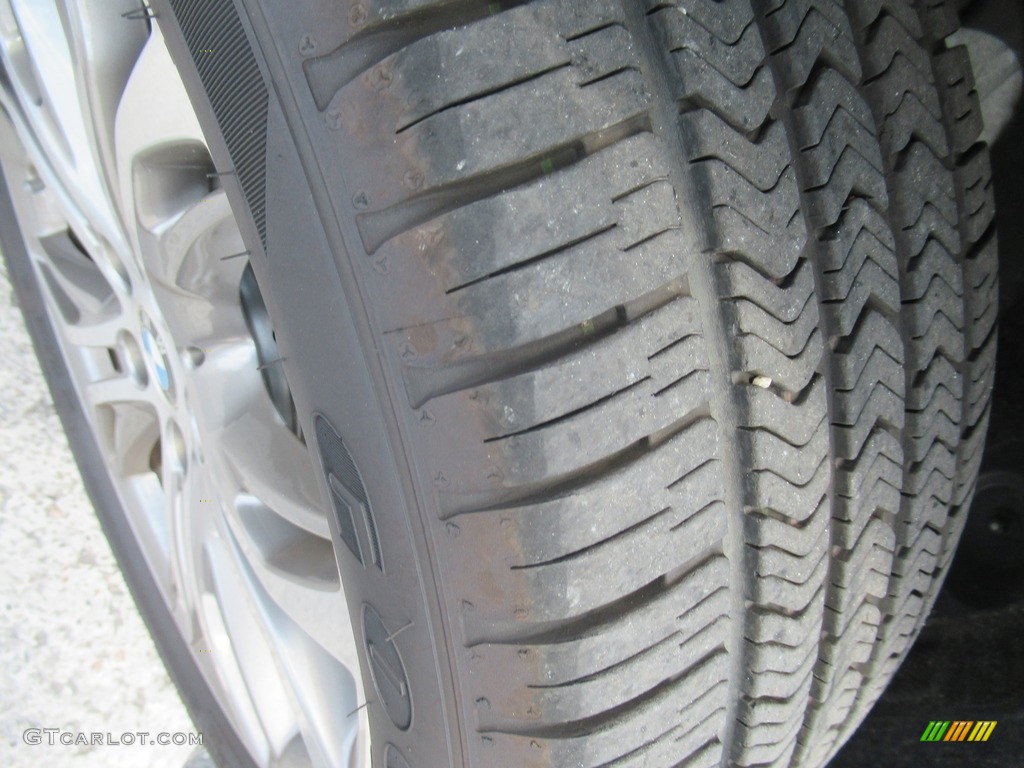 2019 X2 sDrive28i - Glacier Silver Metallic / Black photo #8
