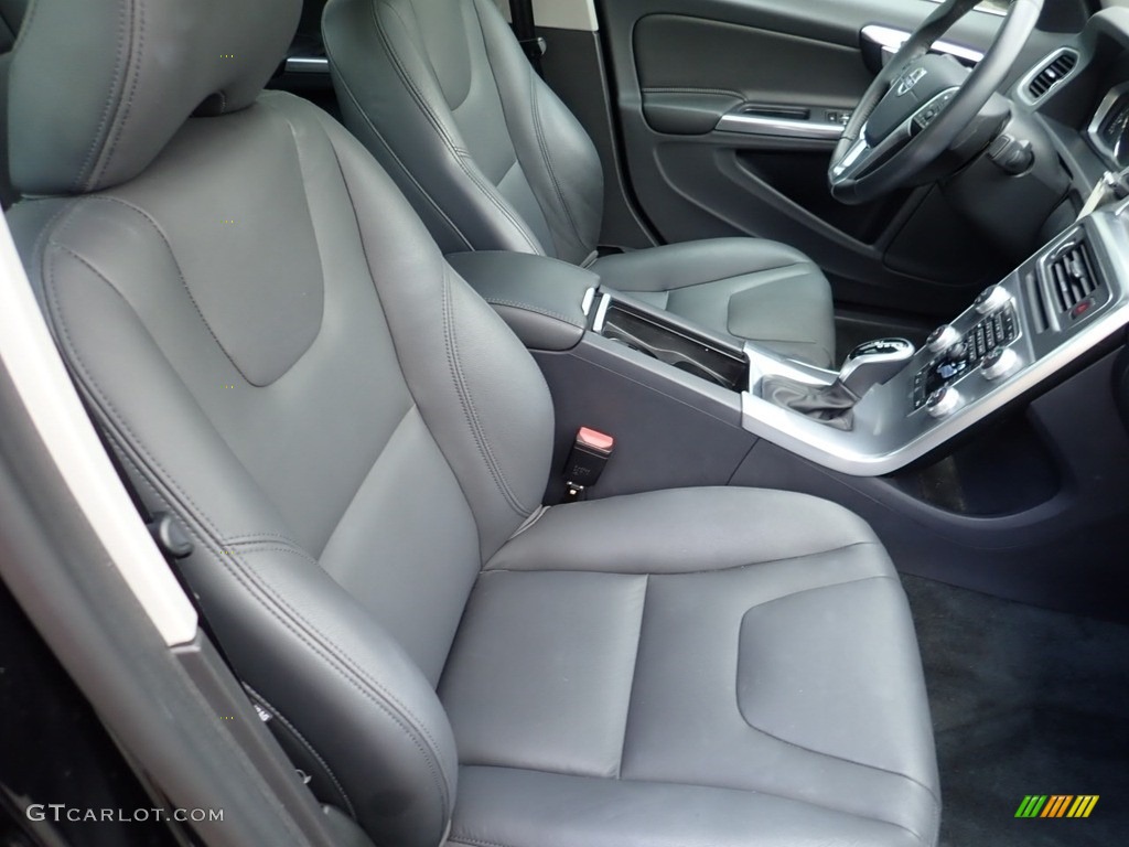 Off Black Interior 2017 Volvo S60 T5 AWD Photo #138805292
