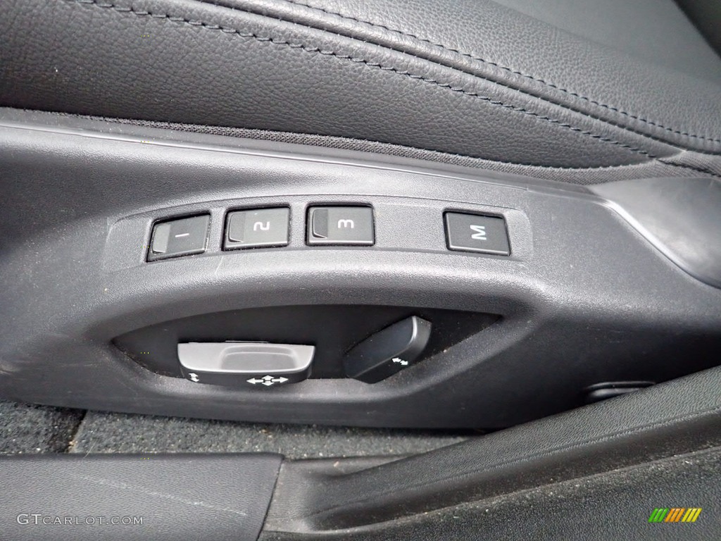 Off Black Interior 2017 Volvo S60 T5 AWD Photo #138805472