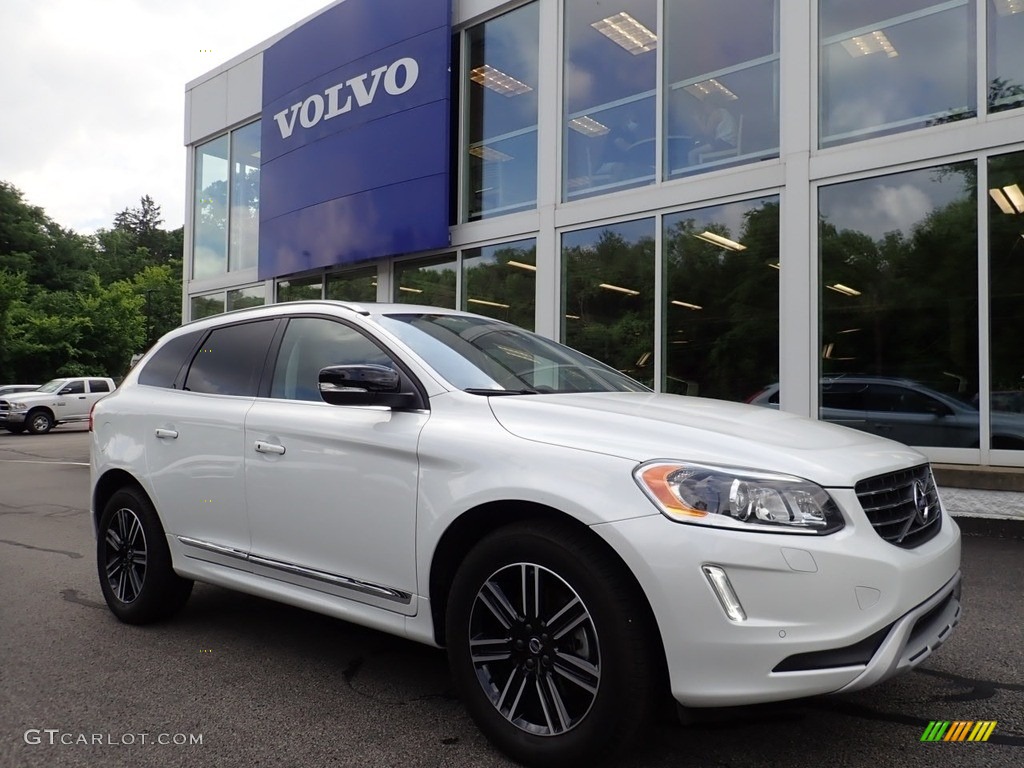Ice White 2017 Volvo XC60 T5 Dynamic Exterior Photo #138805631