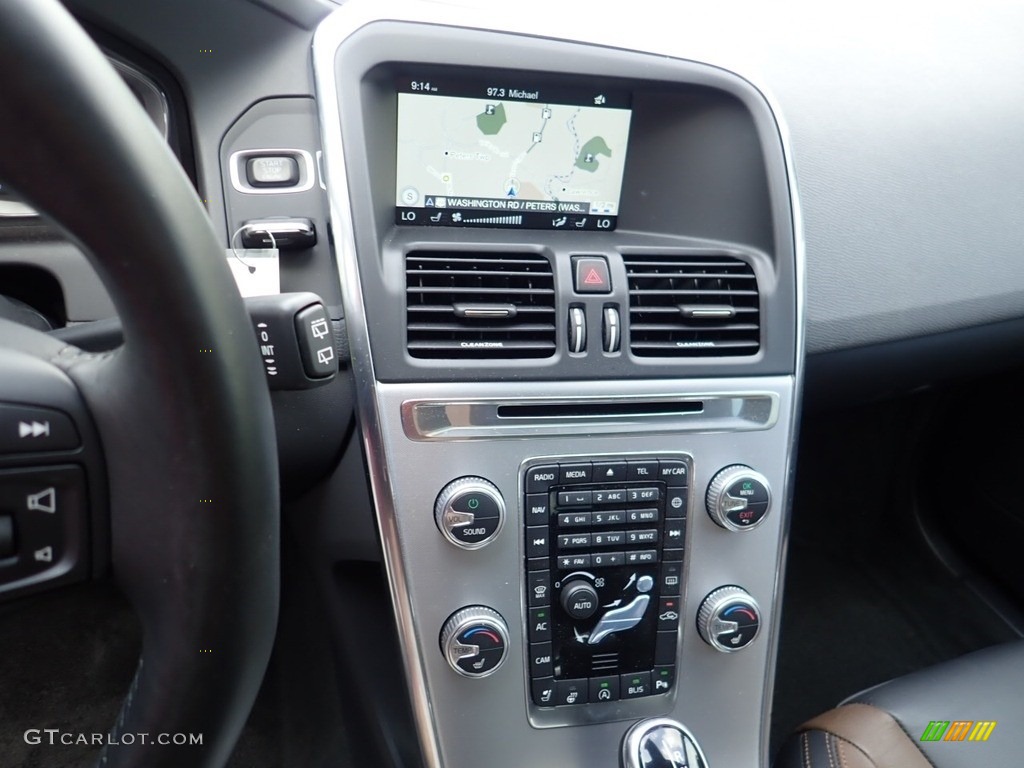 2017 Volvo XC60 T5 Dynamic Controls Photo #138806141