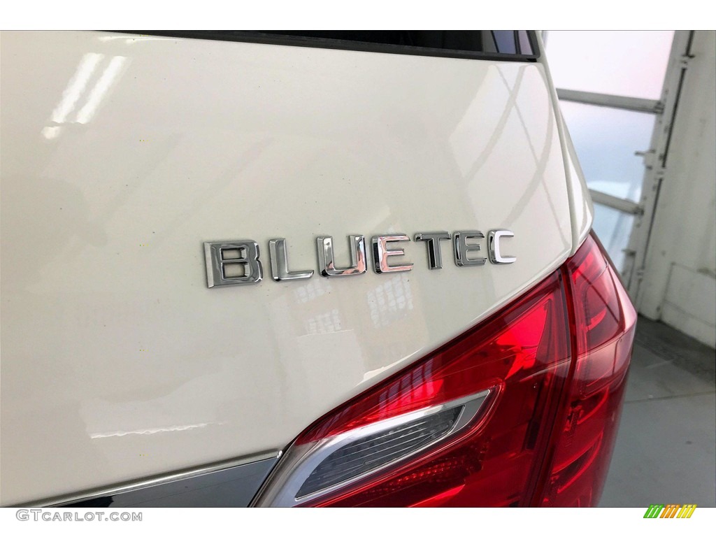2016 GL 350 BlueTEC 4Matic - Polar White / Black photo #7