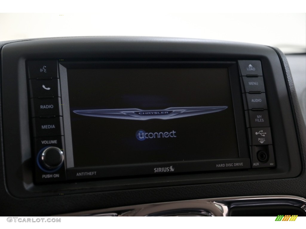2014 Town & Country Touring - Maximum Steel Metallic / Black/Light Graystone photo #9