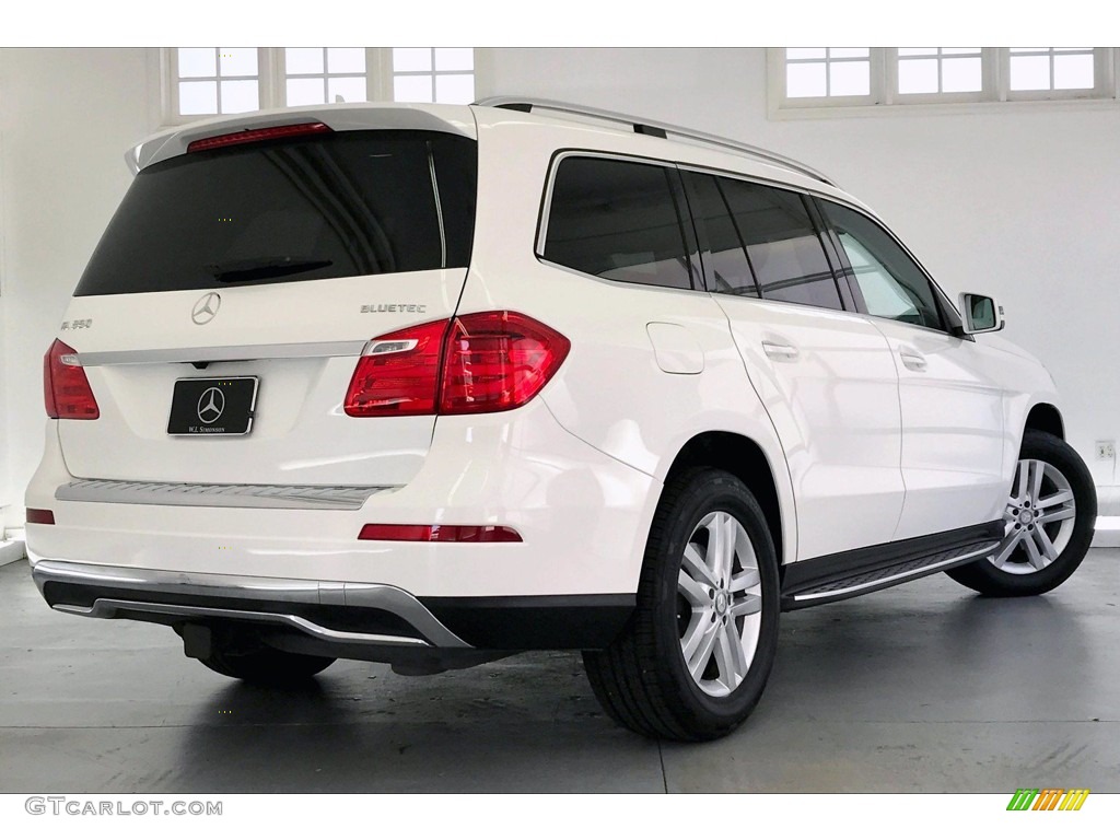 2016 GL 350 BlueTEC 4Matic - Polar White / Black photo #16