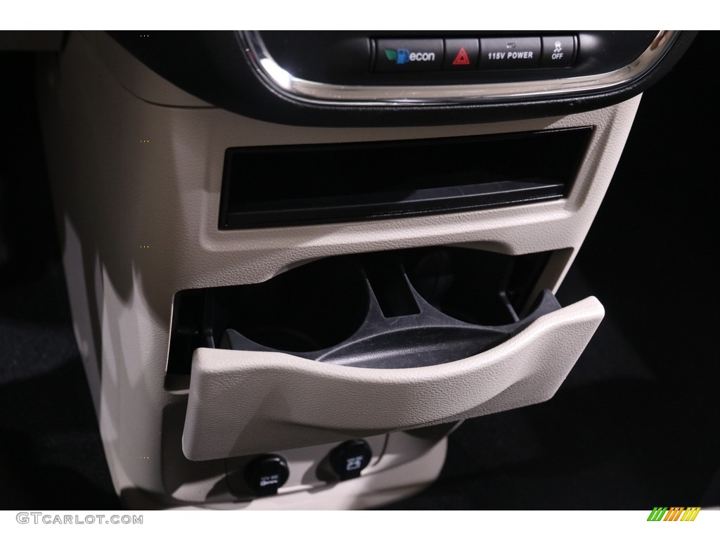 2014 Town & Country Touring - Maximum Steel Metallic / Black/Light Graystone photo #14