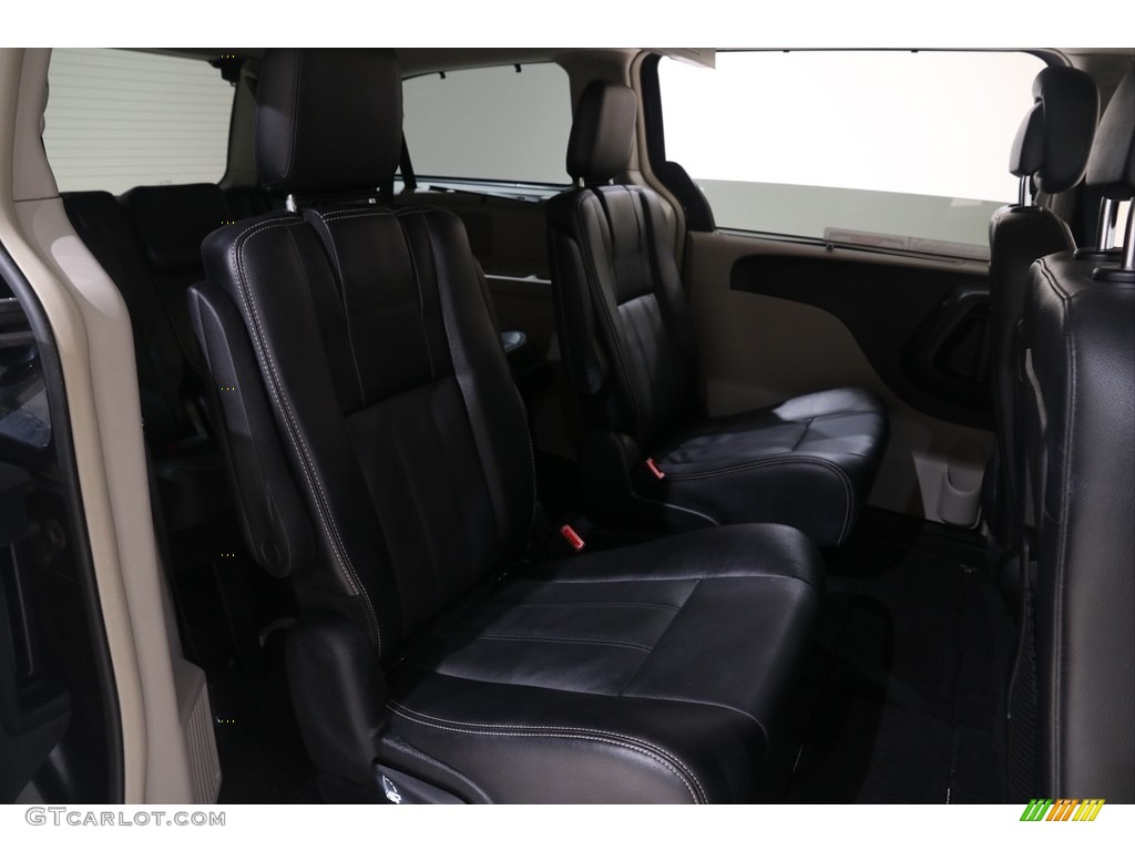 2014 Town & Country Touring - Maximum Steel Metallic / Black/Light Graystone photo #18