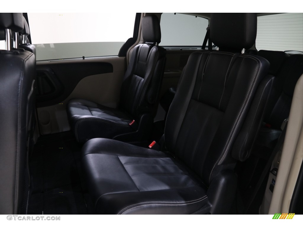 2014 Town & Country Touring - Maximum Steel Metallic / Black/Light Graystone photo #19