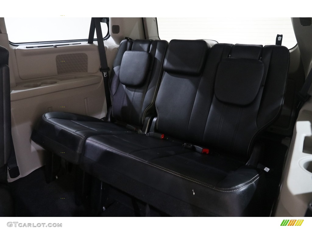 2014 Town & Country Touring - Maximum Steel Metallic / Black/Light Graystone photo #21