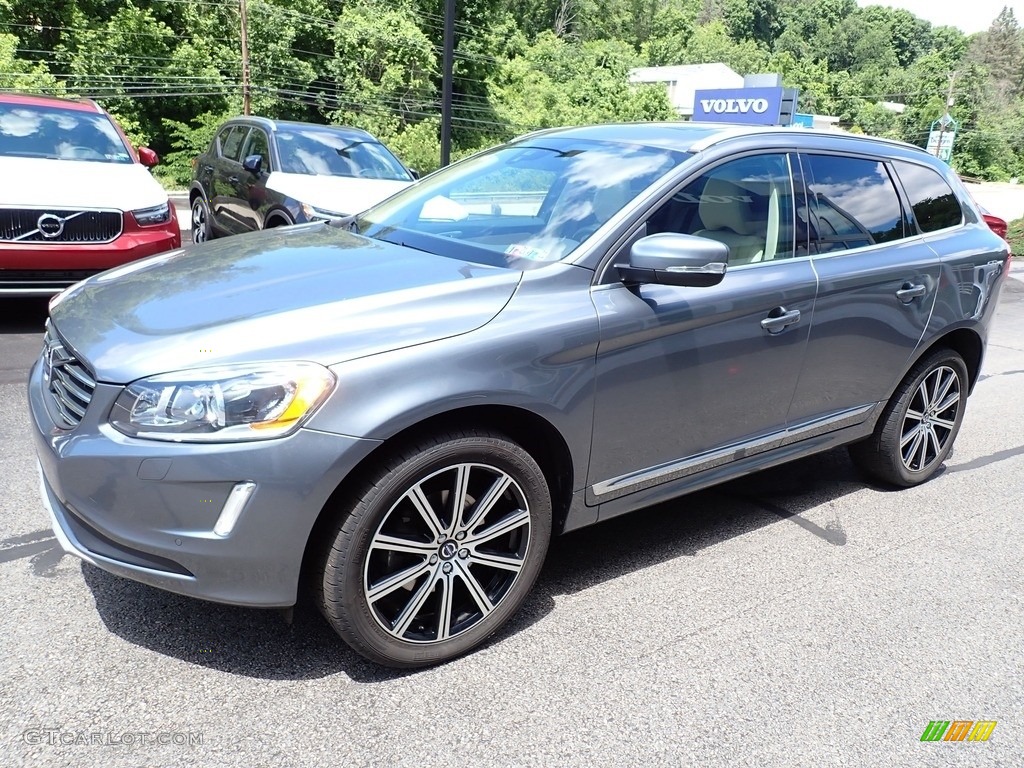 Osmium Grey Metallic 2017 Volvo XC60 T6 AWD Inscription Exterior Photo #138808265