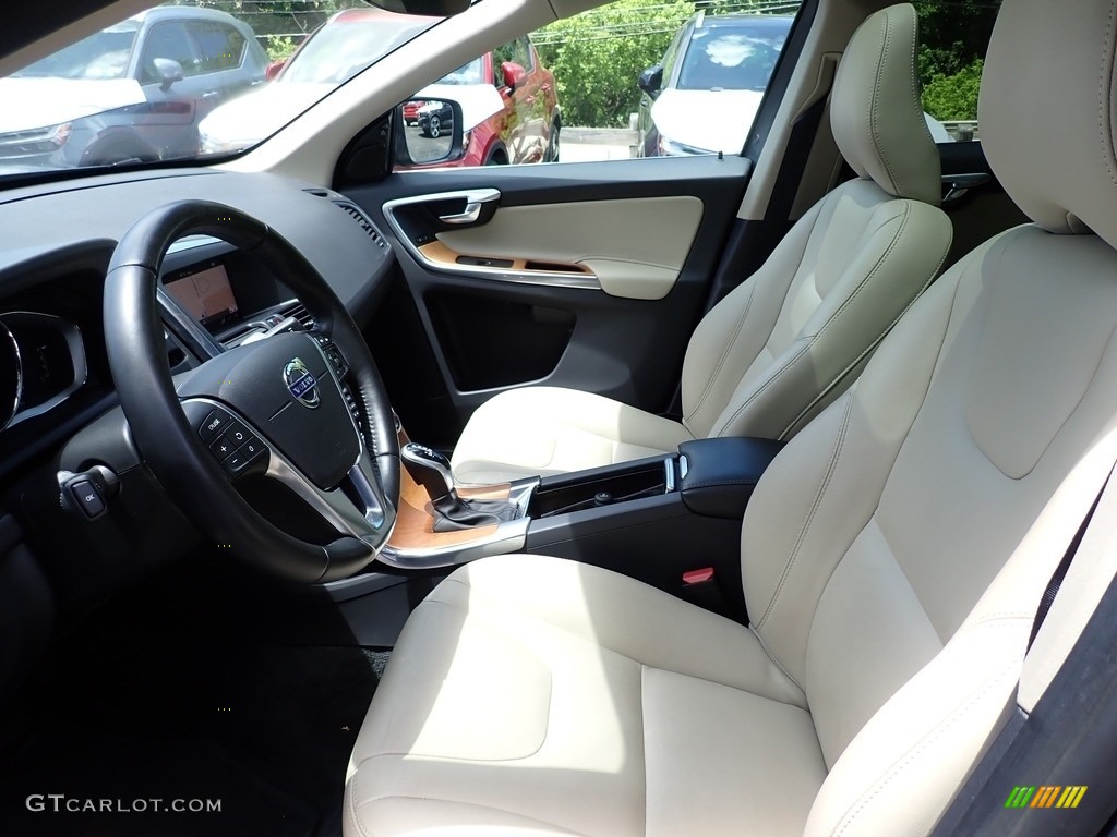 2017 Volvo XC60 T6 AWD Inscription Front Seat Photos