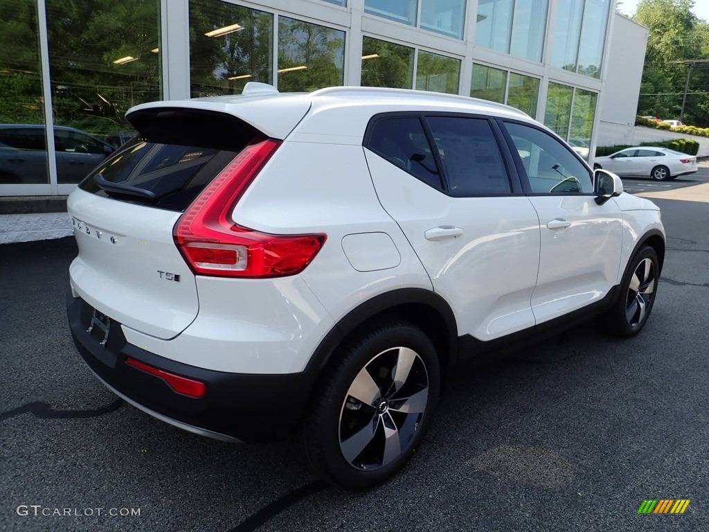 2020 XC40 T5 Momentum AWD - Ice White / Charcoal photo #2