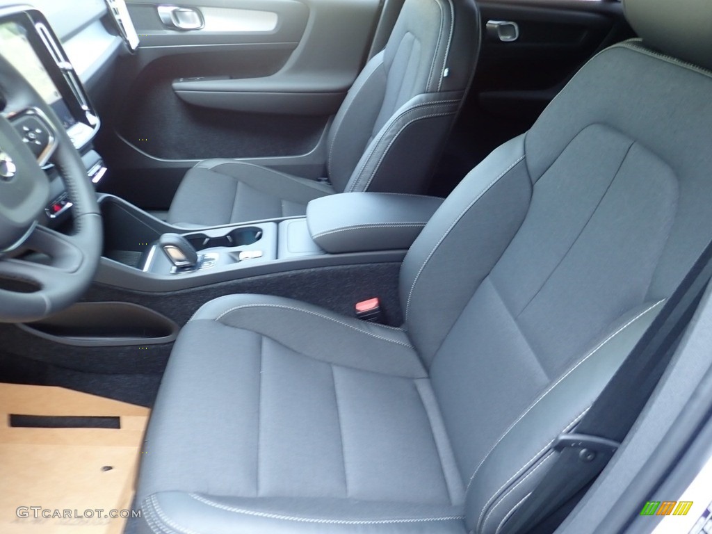 2020 XC40 T5 Momentum AWD - Ice White / Charcoal photo #7