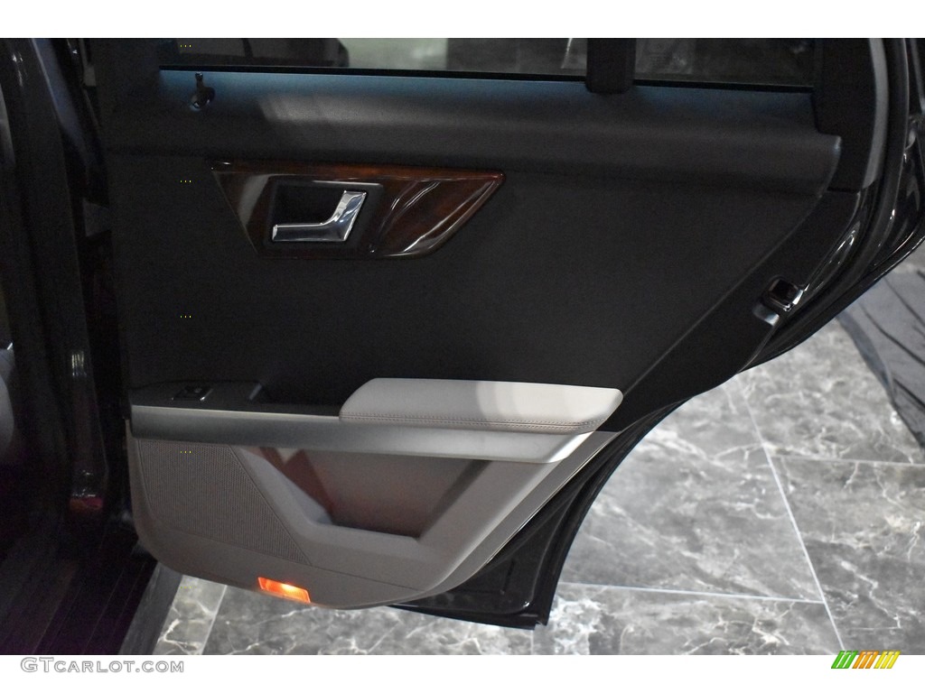 2011 GLK 350 4Matic - Steel Grey Metallic / Grey/Black photo #20