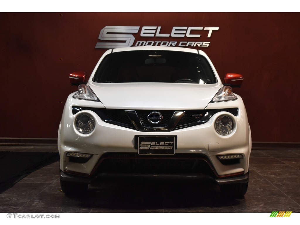2016 Juke NISMO RS - Pearl White / NISMO Black/Red photo #2