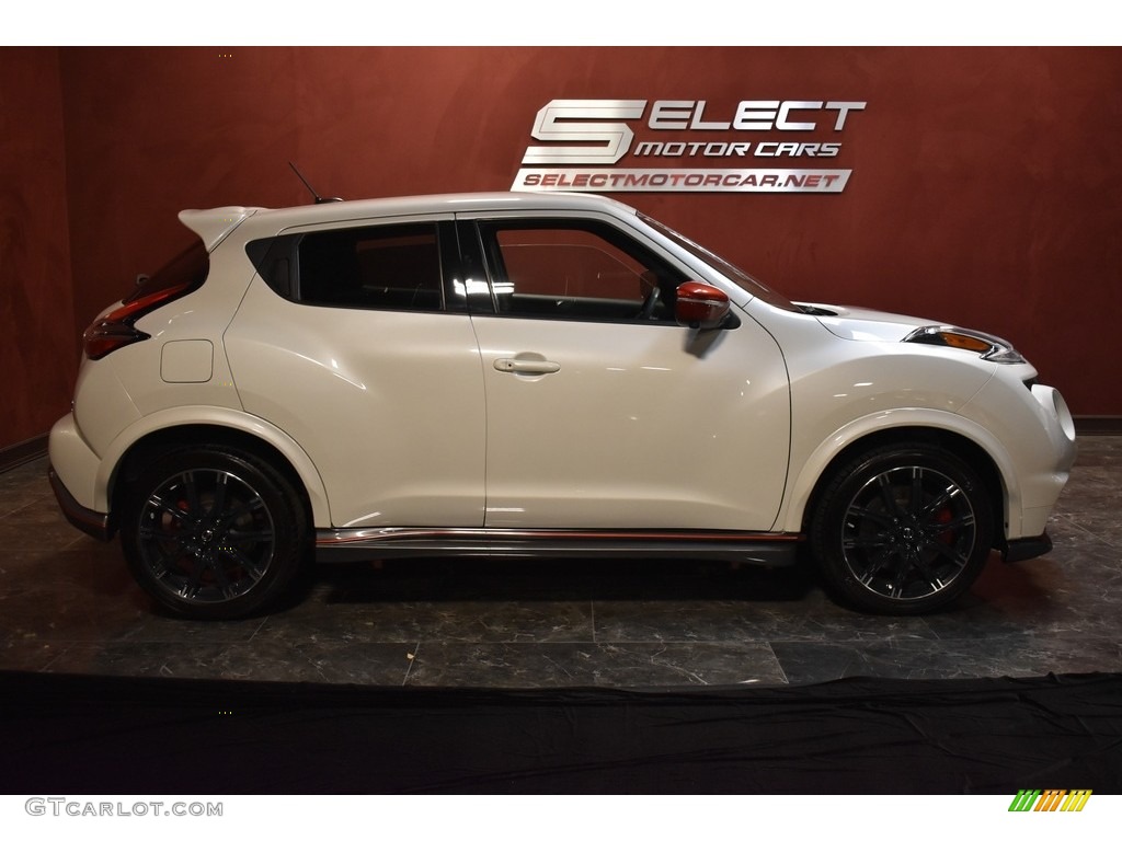2016 Juke NISMO RS - Pearl White / NISMO Black/Red photo #4
