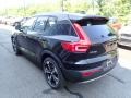 Onyx Black Metallic - XC40 T5 Momentum AWD Photo No. 4