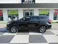 Midnight Black Metallic 2018 Toyota Highlander XLE