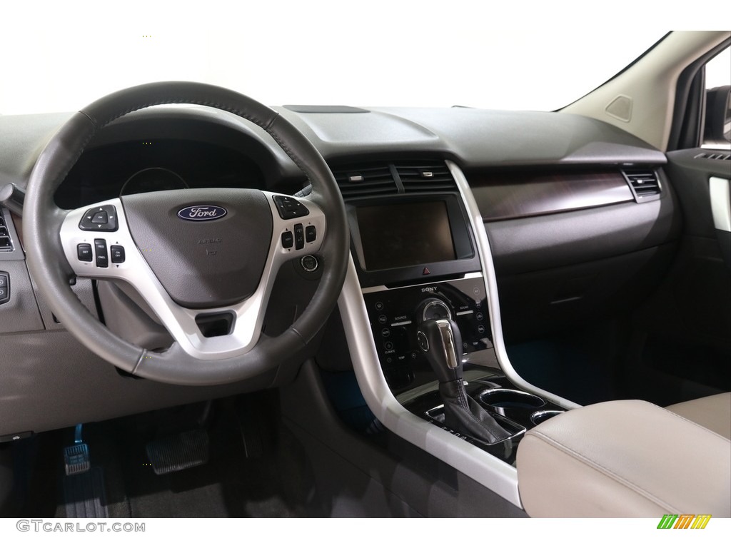 2013 Edge Limited - Tuxedo Black Metallic / Medium Light Stone photo #8