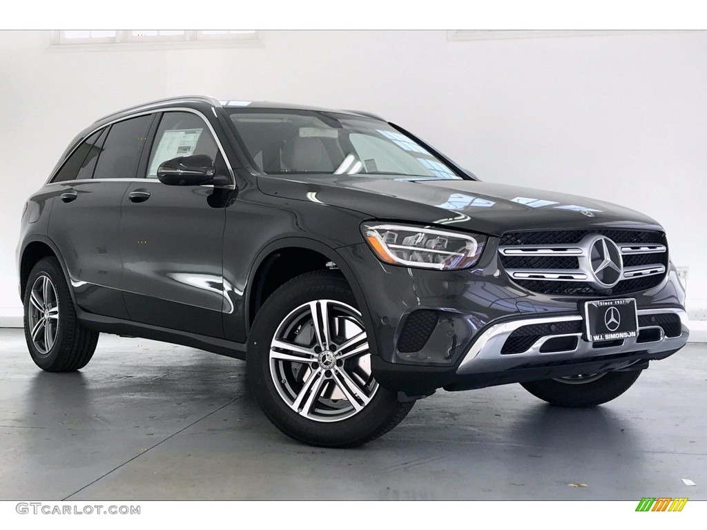 2020 GLC 300 4Matic - Graphite Grey Metallic / Silk Beige photo #12