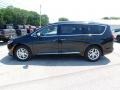 2020 Brilliant Black Crystal Pearl Chrysler Pacifica Limited  photo #5