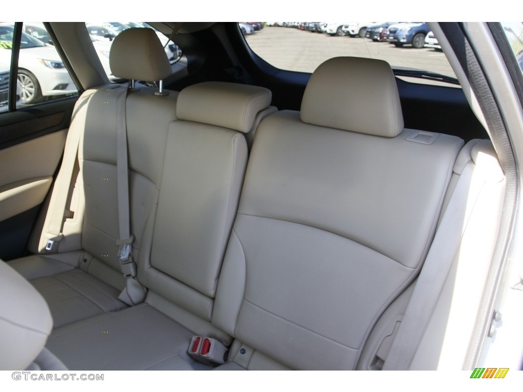 Warm Ivory Interior 2016 Subaru Outback 2.5i Limited Photo #138831710