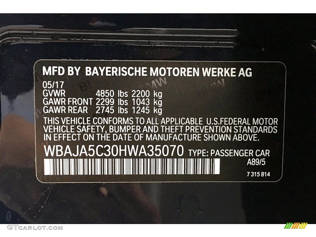 2017 5 Series 530i Sedan - Imperial Blue Metallic / Black photo #36