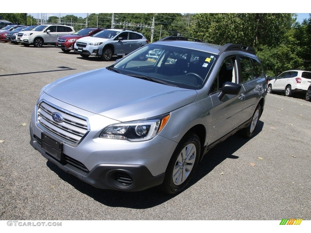 2017 Outback 2.5i - Ice Silver Metallic / Slate Black photo #1