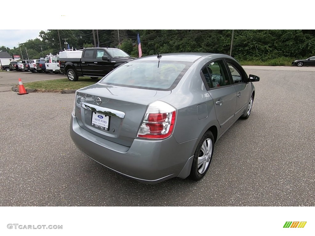 2010 Sentra 2.0 S - Magnetic Gray Metallic / Charcoal photo #7
