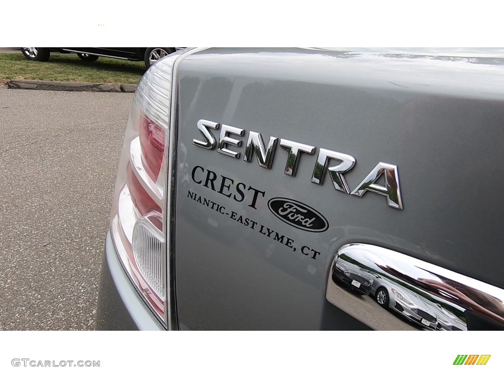 2010 Sentra 2.0 S - Magnetic Gray Metallic / Charcoal photo #9