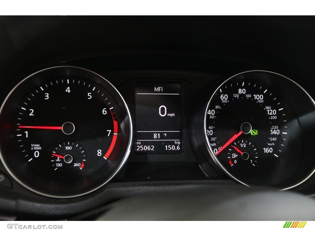 2017 Passat SE Sedan - Fortana Red Metallic / Titan Black photo #8