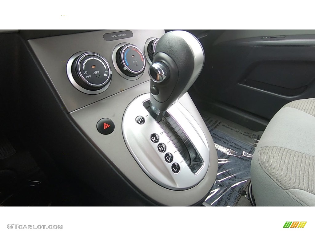 2010 Sentra 2.0 S - Magnetic Gray Metallic / Charcoal photo #16