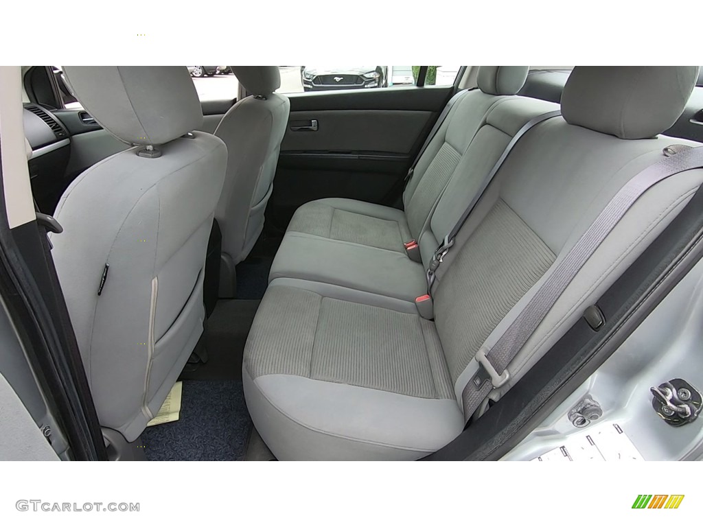 2010 Sentra 2.0 S - Magnetic Gray Metallic / Charcoal photo #17
