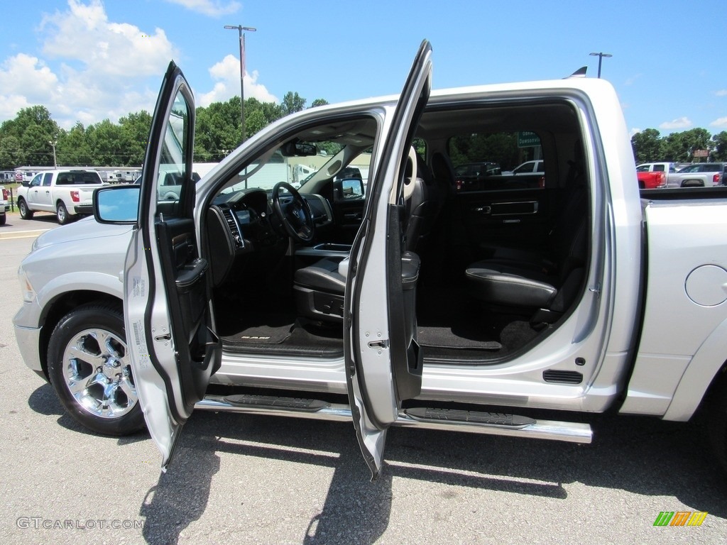 2017 1500 Laramie Crew Cab 4x4 - Bright Silver Metallic / Black photo #10