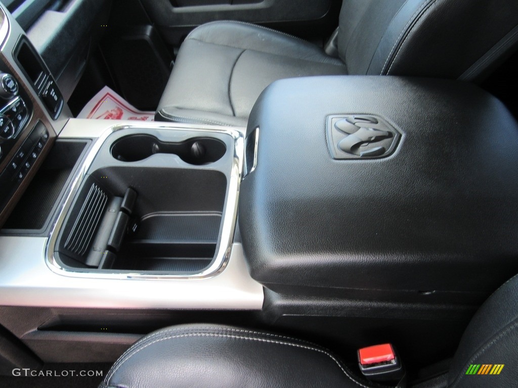 2017 1500 Laramie Crew Cab 4x4 - Bright Silver Metallic / Black photo #25