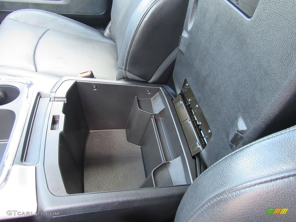 2017 1500 Laramie Crew Cab 4x4 - Bright Silver Metallic / Black photo #27