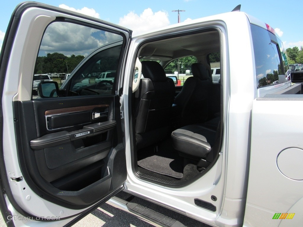 2017 1500 Laramie Crew Cab 4x4 - Bright Silver Metallic / Black photo #28