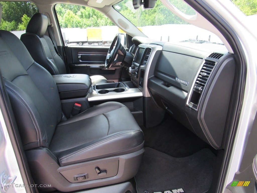 Black Interior 2017 Ram 1500 Laramie Crew Cab 4x4 Photo #138844373